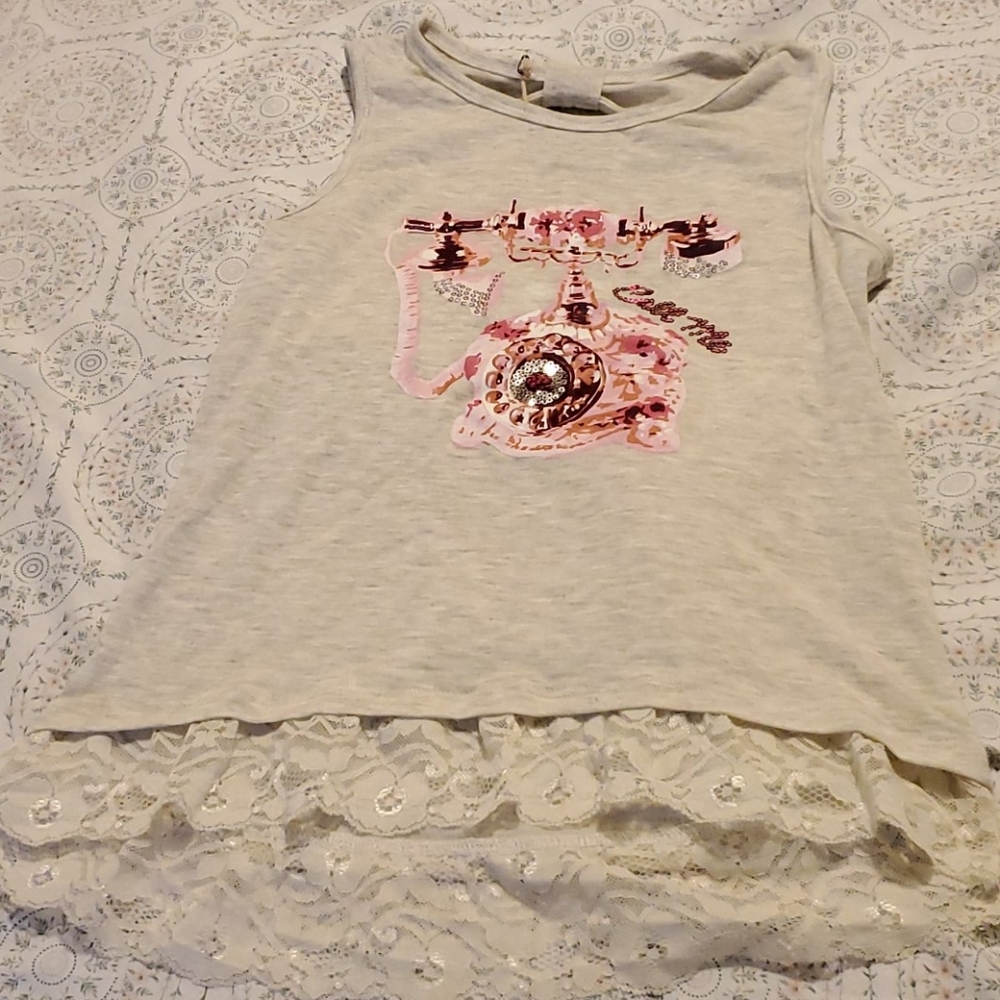 Girls tshirt